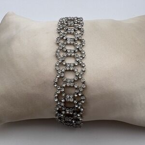Vintage Rhinestone Tennis Bracelet Silver Tone 7.5" Box Clasp Round Clear Stones